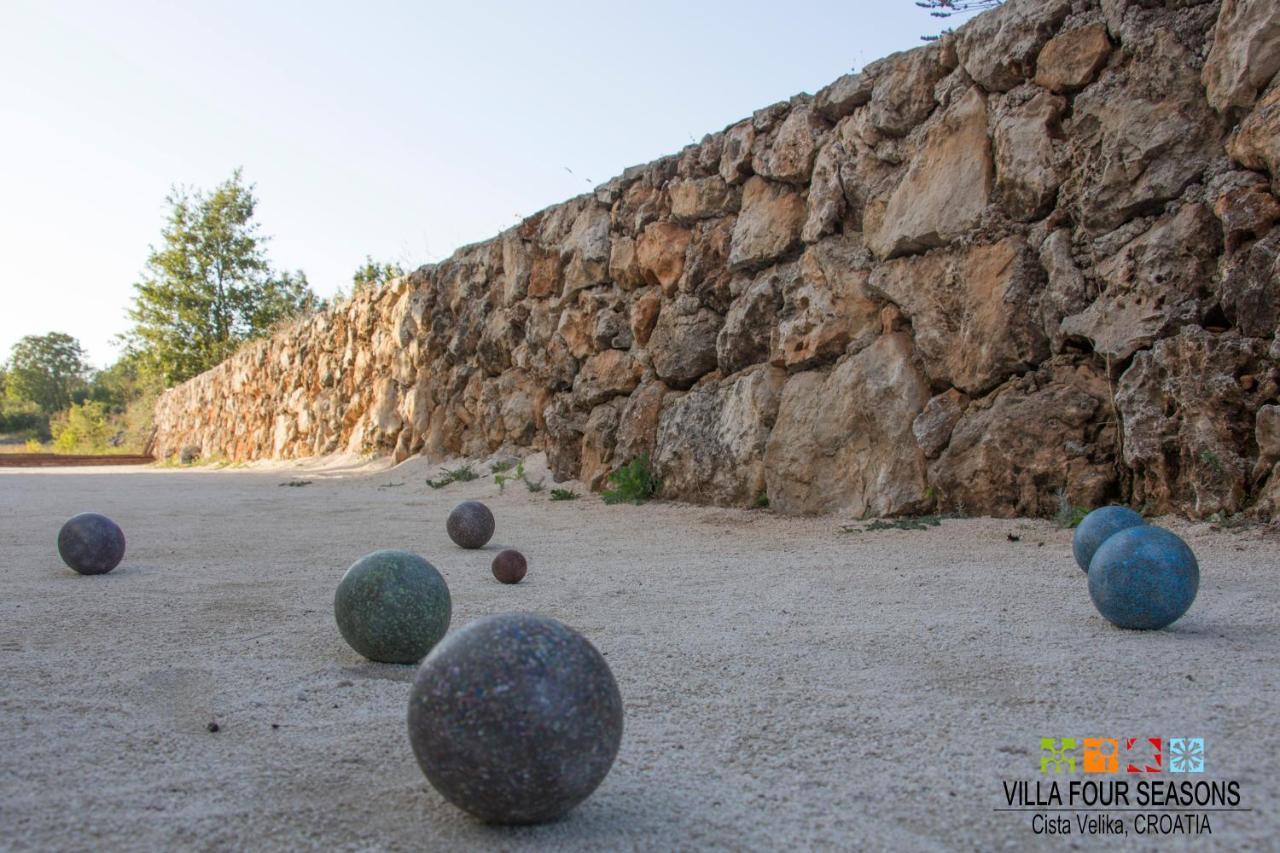 Velika Čista Villa Four Seasons, Heated Pool And 3 En-Suite Bathrooms מראה חיצוני תמונה