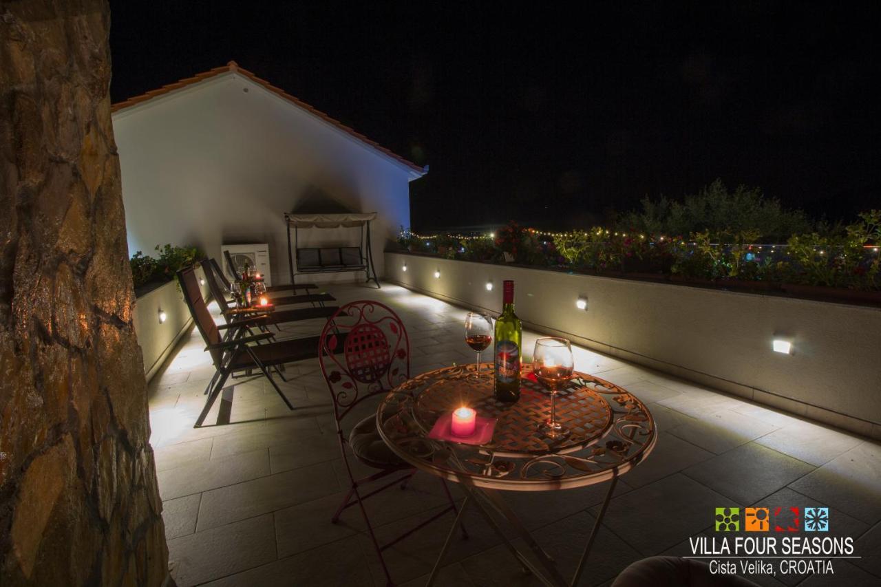 Velika Čista Villa Four Seasons, Heated Pool And 3 En-Suite Bathrooms מראה חיצוני תמונה