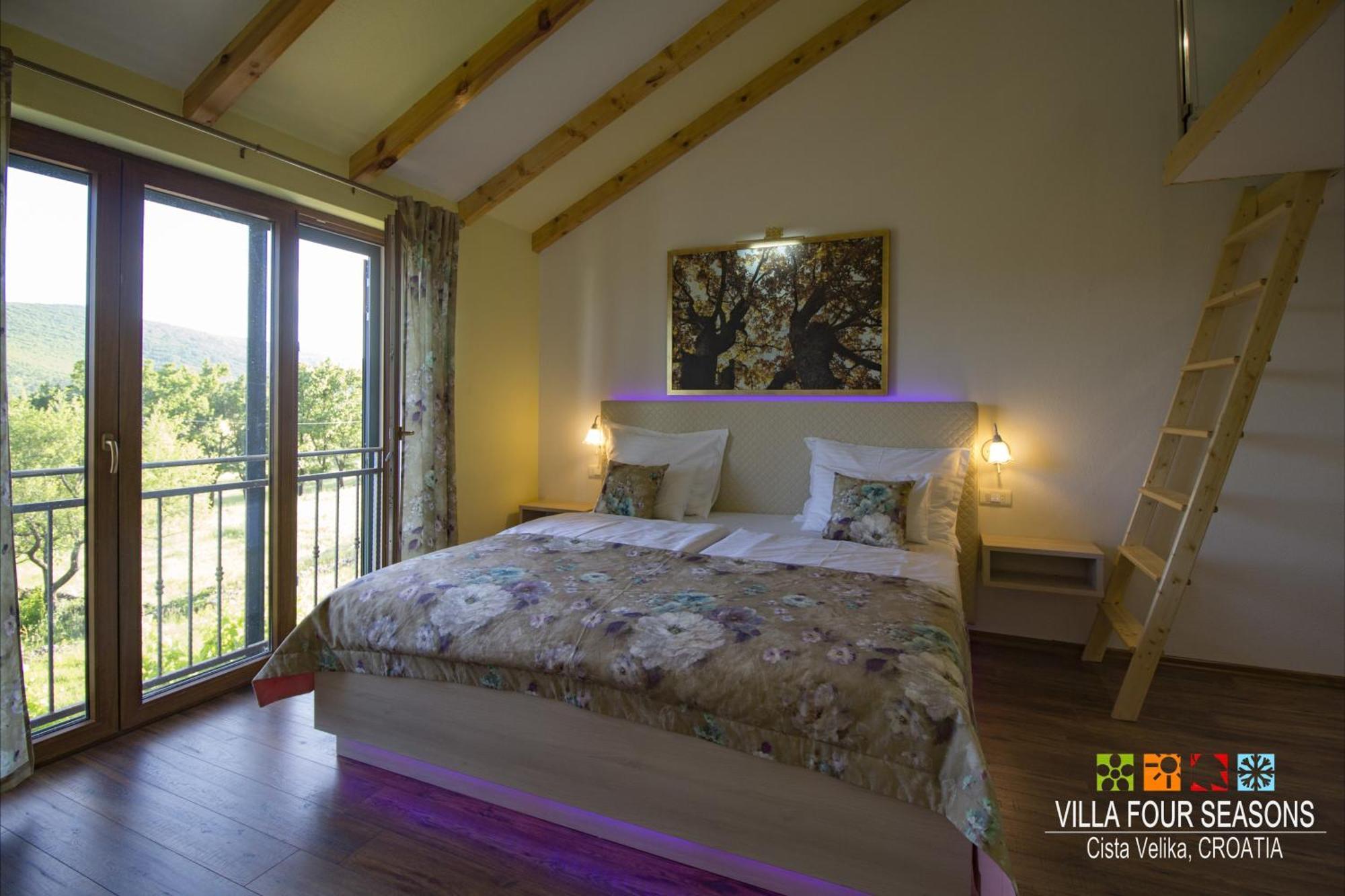 Velika Čista Villa Four Seasons, Heated Pool And 3 En-Suite Bathrooms מראה חיצוני תמונה