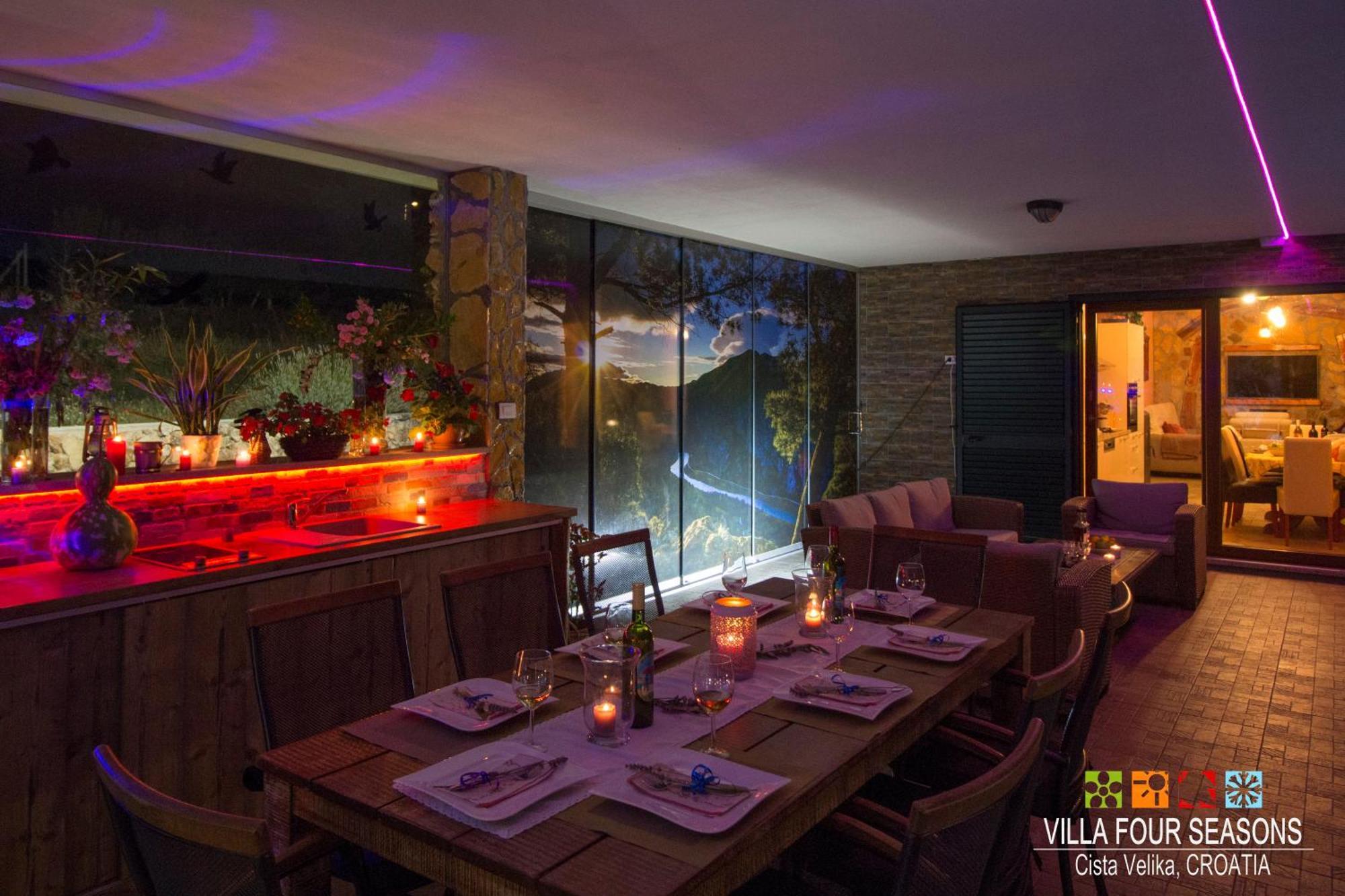 Velika Čista Villa Four Seasons, Heated Pool And 3 En-Suite Bathrooms מראה חיצוני תמונה